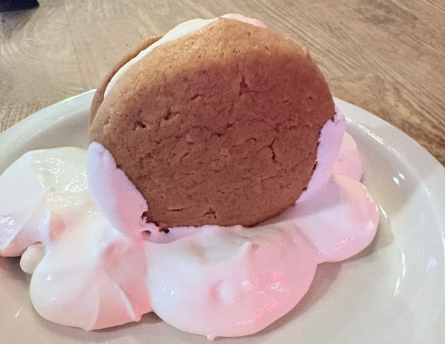Pumpkin Cookie/Vanilla Custard.