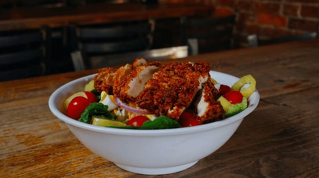 Pittsburgh Salad 🥗.