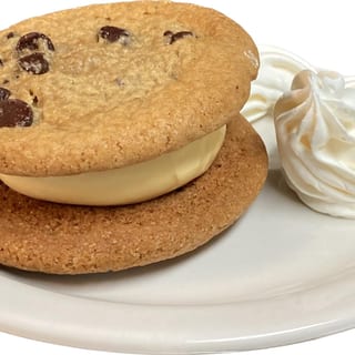 Chocolate🍪Chip/ Vanilla Custard